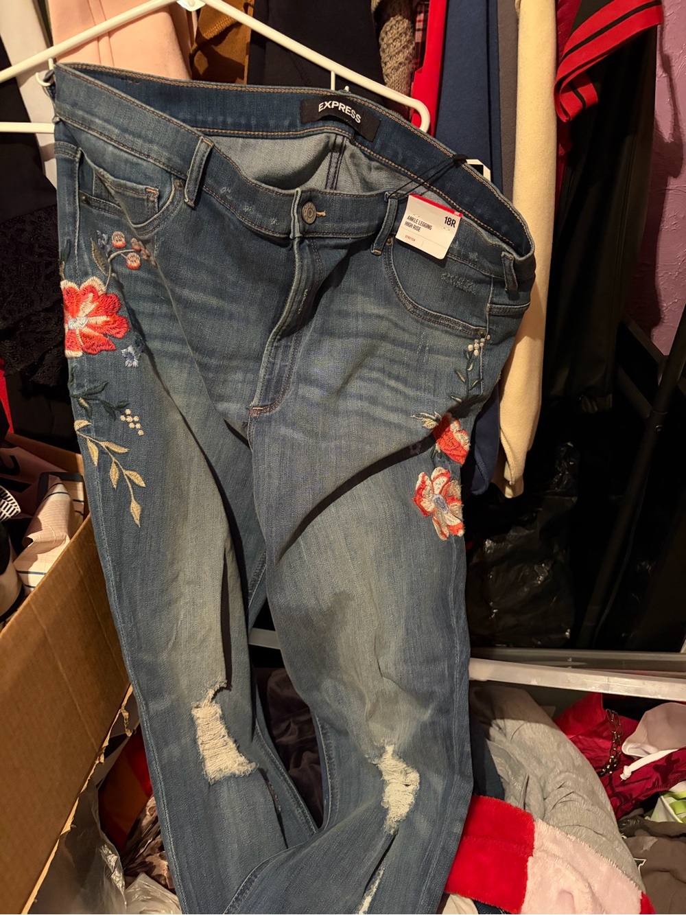 Express Women's floral Light Blue ripped Jeans - Picture 2 of 3